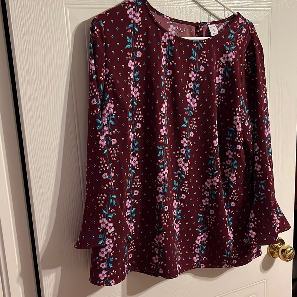 Bell sleeve Old Navy Top